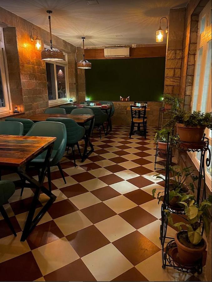 Yashmay Villa Club & Resort Gonda Екстериор снимка